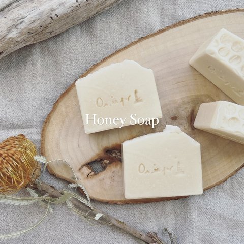 【人気No.4 】ハチミツ石鹸　Honey Soap 手作り石鹸 ハンドメイド石鹸　雑貨石鹸【1個】