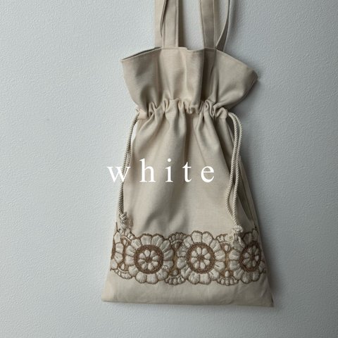 【 white 巾着トート　トートバッグ　巾着バッグ　バッグ　インド刺繍　インド刺繍リボン　肩掛けバッグ　サブバッグ　花柄　オレンジ　】