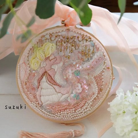 『シンデレラ』手刺繍枠飾り