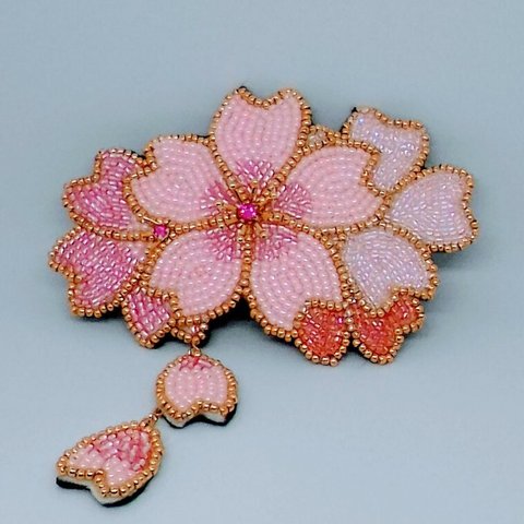 ビーズ刺繍の桜のヘアピン(newデザイン 大)