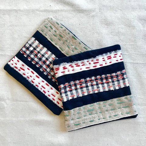 ステッチ刺繍のコースター