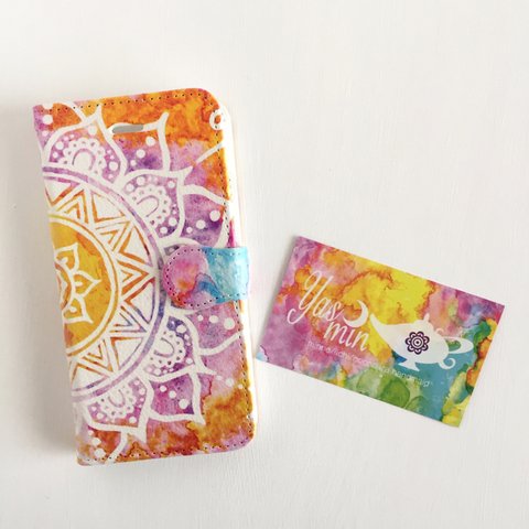 【春・夏】モロッコ風曼荼羅柄 オレンジと紫の手帳型iPhone/Androidケース(留め具pink)