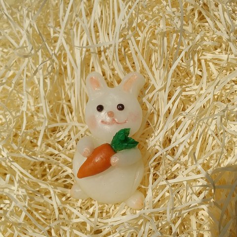 動物シリーズ　🐰ウサギのブローチ