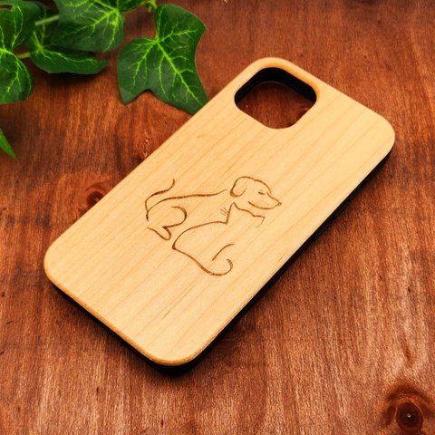 木製iPhoneケース　おしゃれ　刻印　ウッド　猫　犬　デザイン　iPhone