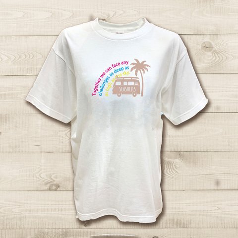 ハワイアンデザインTシャツ ワーゲンバスのイラスト ヤシの木とサーフボードカー ノースショア ハワイ 半袖カットソー