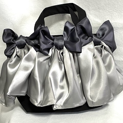 perfume bag〜パフュームバック〜　リボンが可愛い