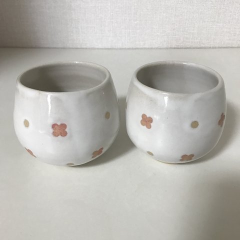 コロンとした湯呑み茶碗　ペア