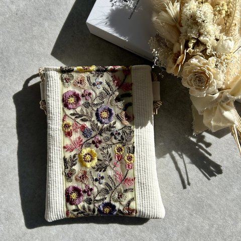 インド刺繍リボン　サコッシュ/スマホショルダー