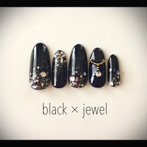 ネイルチップ 【black × jewel】
