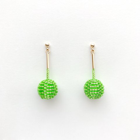 EARRING: 「マスカット」大粒 金平糖