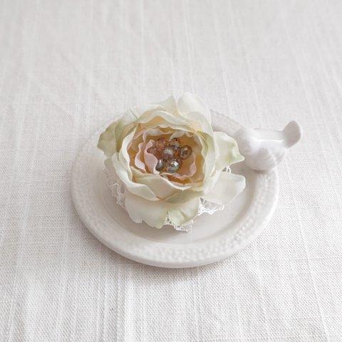  antique garden rose corsage（cream）