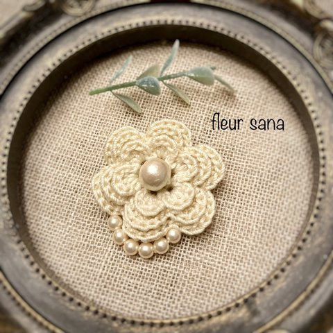 flower crochetのデイリーコサージュ  ivory