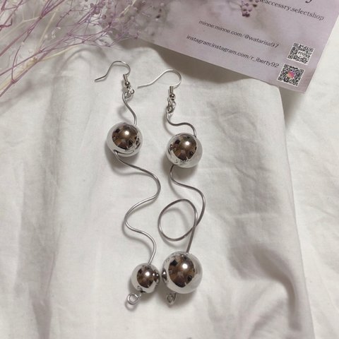 うねうねsilver ball pierce