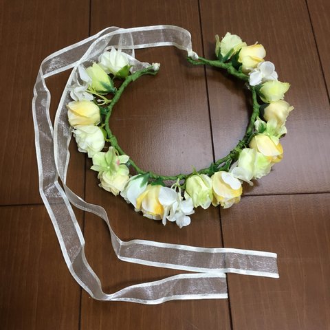 イエローの花かんむり