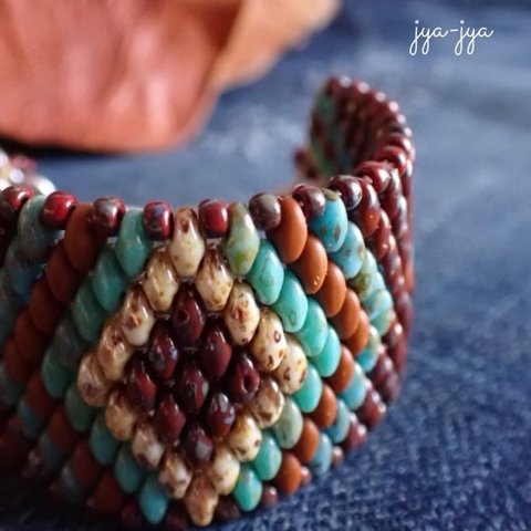 【新色】beads bracelet -  opaque chocolate turquoise