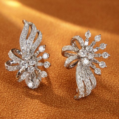 天然ダイヤモンドピアス1ct　k18