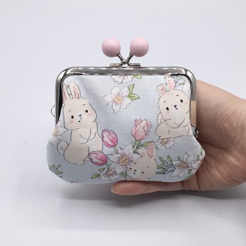 がま口財布《玉付き角型》👛小銭入れ＆カード入れ《お花大好きうさぎ》