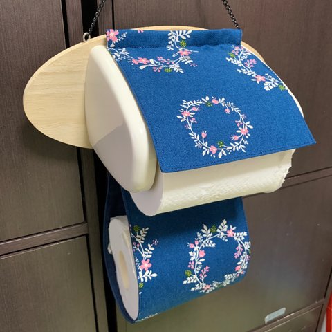 【リース濃青】 トイレットペーパーホルダーカバー 