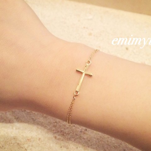 Gold Cross Bracelet