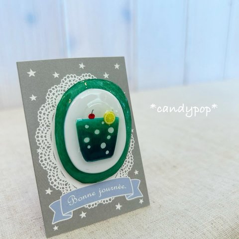 candypop❤︎三層クリームソーダブローチ❤︎手描きプラ板❤︎green