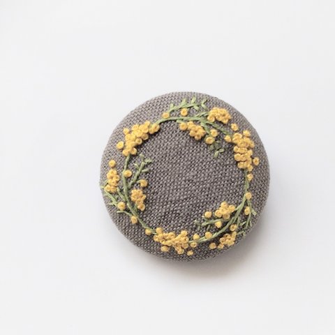 ミモザのリース刺繍ブローチ(大)【送料無料】