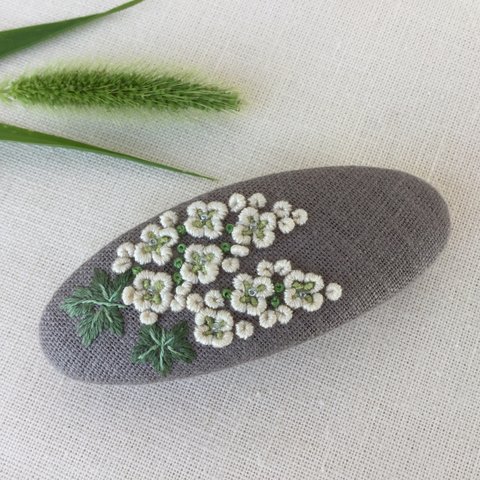 刺繍バレッタ 柏葉アジサイ