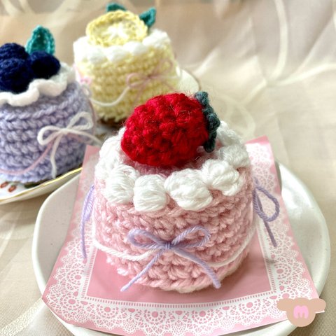 あみぐるみ　いちごショートケーキ🍓 直径 約6.5cm