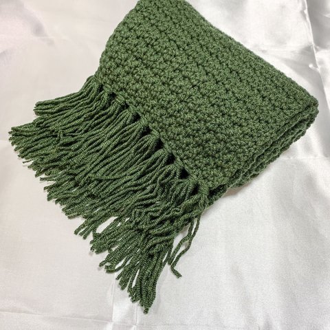 手編みマフラー　ハンドメイド　かぎ編み