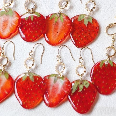 いちご🍓いちご🍓いちご🍓🍓🍓腐らない本物いちごの耳飾り