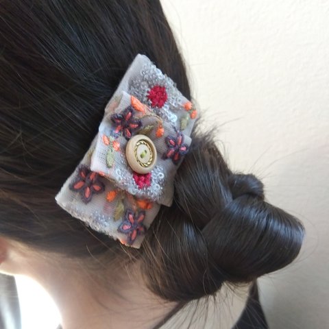 インド刺繍　お洒落さんのヘアピン　一点物