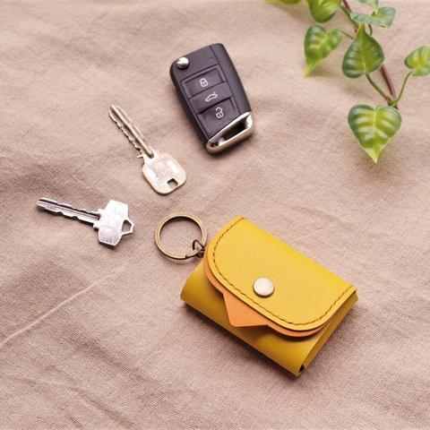  ✻　🚗スマートキーケース　～simple ◐two-tone ～　✻ 　牛革　✻　蒲公英イエロー　×　濃キャメルオレンジ　✻ 