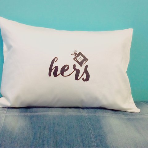 hers PILLOW CASE [WHITE]