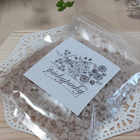 バスソルト(イランの天然塩) モロッコクレイ（茶色） ハンドメイド 150g(約2,3回分)