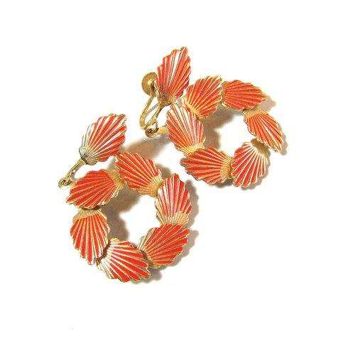 60s Vintage Coral Color Enamel Round Leaf Design Earrings