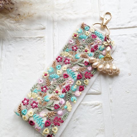 New✢1点物☆インド刺繍リボン　スマホストラップ♡幅：約5.5ｃｍ