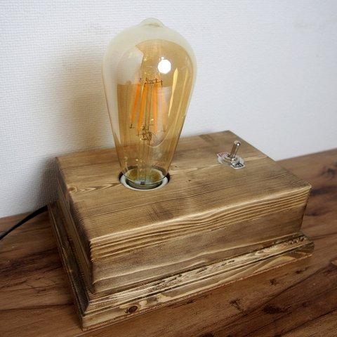【癒しの灯り】アンティーク調ウッドボックススタンドランプ　Aタイプ　レトロ調LED電球付