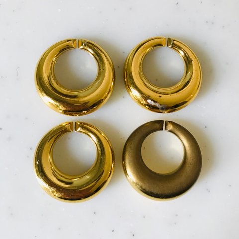 Vintage Gold Round Top Cut Pendant Tops