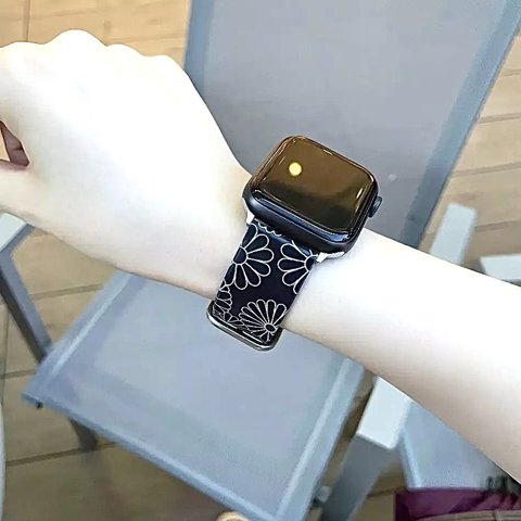 Apple Watch  バンドの花　シリコン 38/40/41mm42/44/45mm