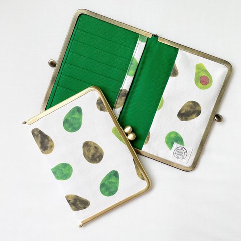 【アボカド】グリーン　帆布のがま口マルチケース　がま口通帳ケース﻿ がま口母子手帳ケース﻿﻿