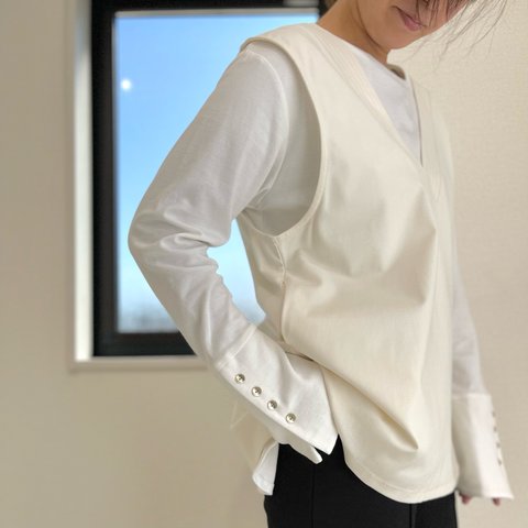 【春～秋まで着れる】コットン100% 接触冷感 袖ボタンロングTシャツ