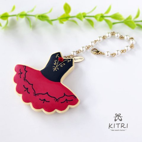 【受注生産】バレエ衣装「キトリ3幕_赤」風のフェイクアイシングクッキーチャーム