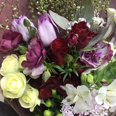 Bouquet (including deliver fee)