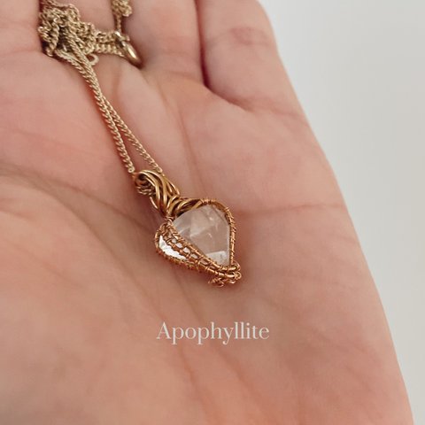 Apophyllit necklace アポフィライト　ネックレス