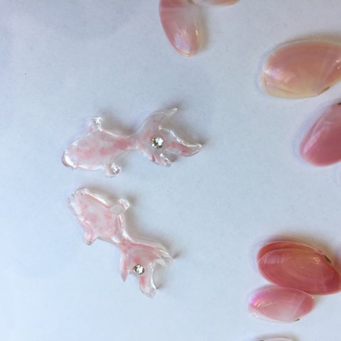 桜色金魚(ピアスorノンホイール)