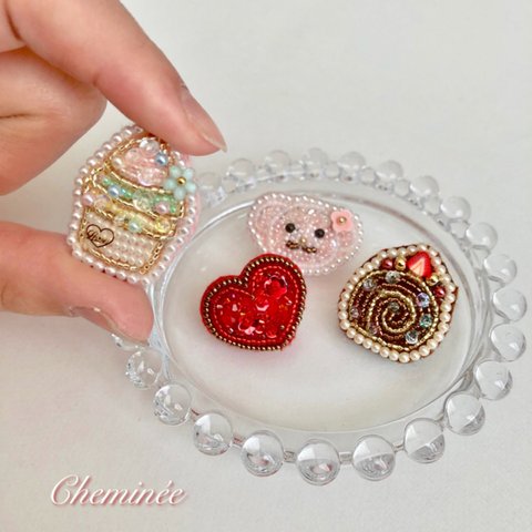 ビーズ刺繍のバレンタイン♡スイーツセット