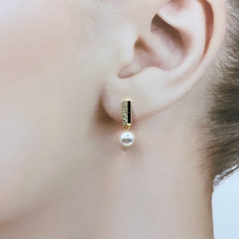 母の日 ギフト 6mm パール ラインストーン ゴールド ピアス #821　春　プレゼント　揺れる　結婚式　お出かけ　お呼ばれ　パーティー　ウエディング　夏　ゴールド　秋　女子会　冬