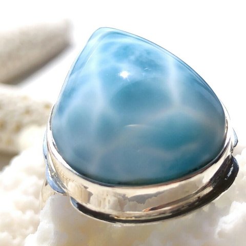 Sold out!! ♡超ハイクオリティ♡ひと粒の海の雫 -青く美しい波模様、透明感のある雫ラリマーリングsilver925-