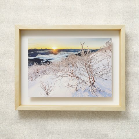 「sunrise」白木調オーダー額_A4サイズ（展示現品販売）