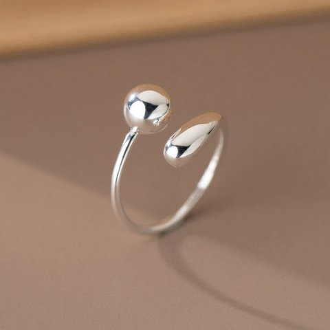 シルバー925  幾何形　ニュアンス　　ボール　リング　　指輪　silver925 フリーサイズ　大きさ調整可能