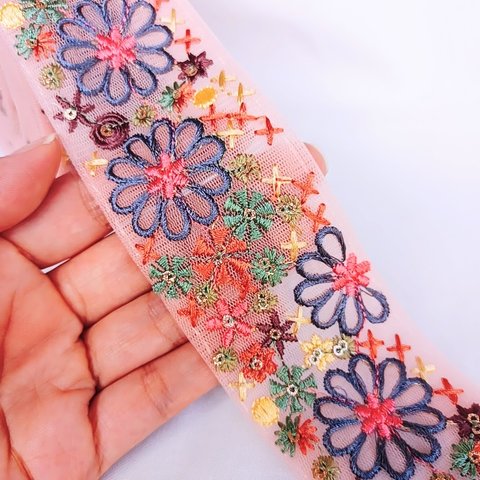 【50cm】【50mm幅】【R043-1】インド刺繍リボン　ホワイト刺繍　フリンジ　フラワー　ハンドメイド　手芸